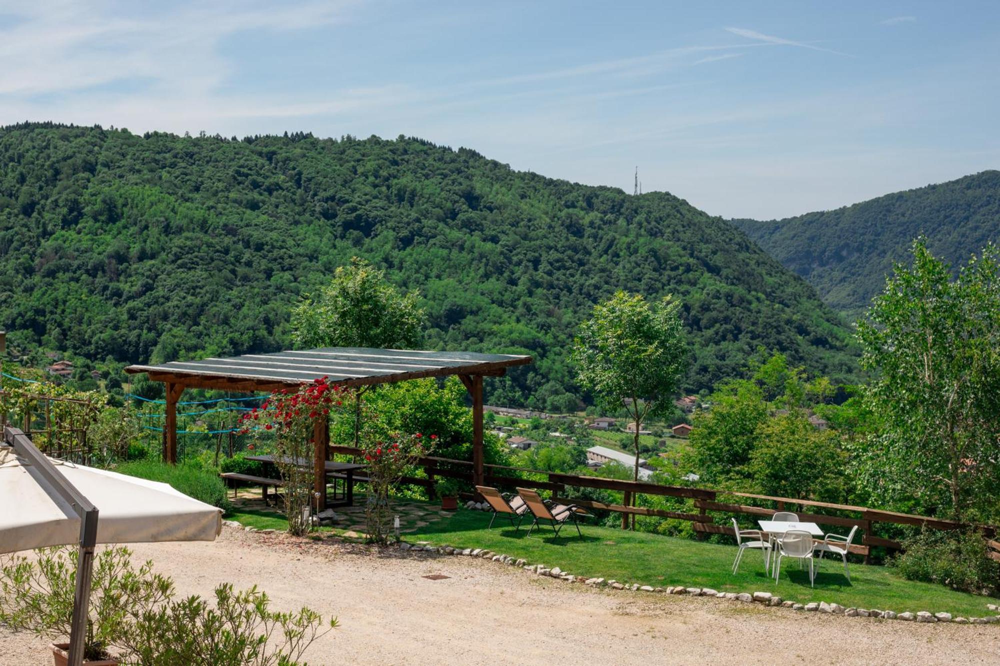 Agriturismo Riva Dei Coz Sequsino Buitenkant foto