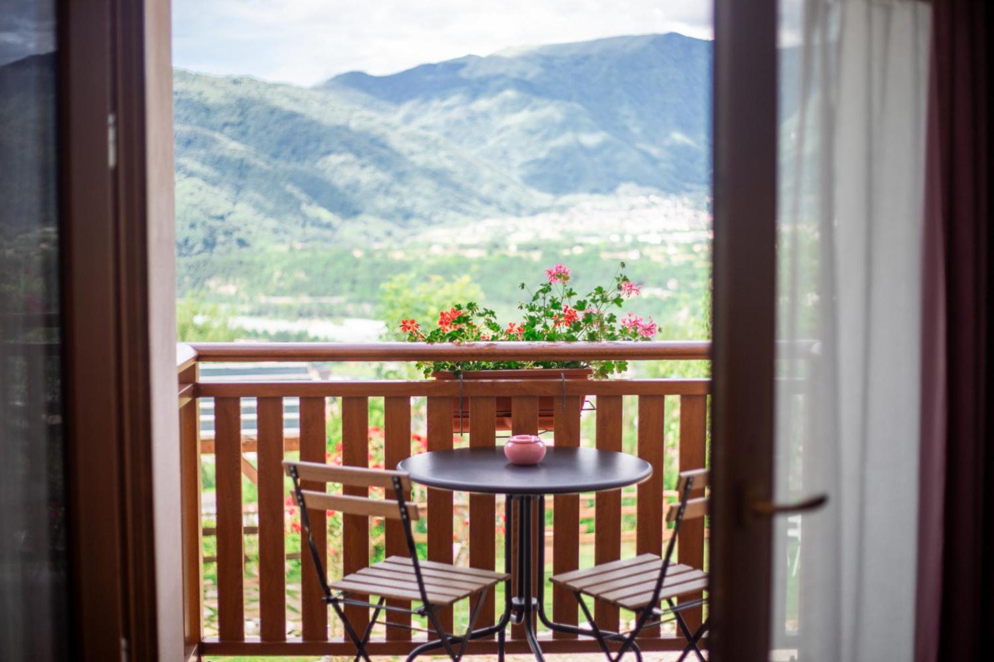 Agriturismo Riva Dei Coz Sequsino Buitenkant foto