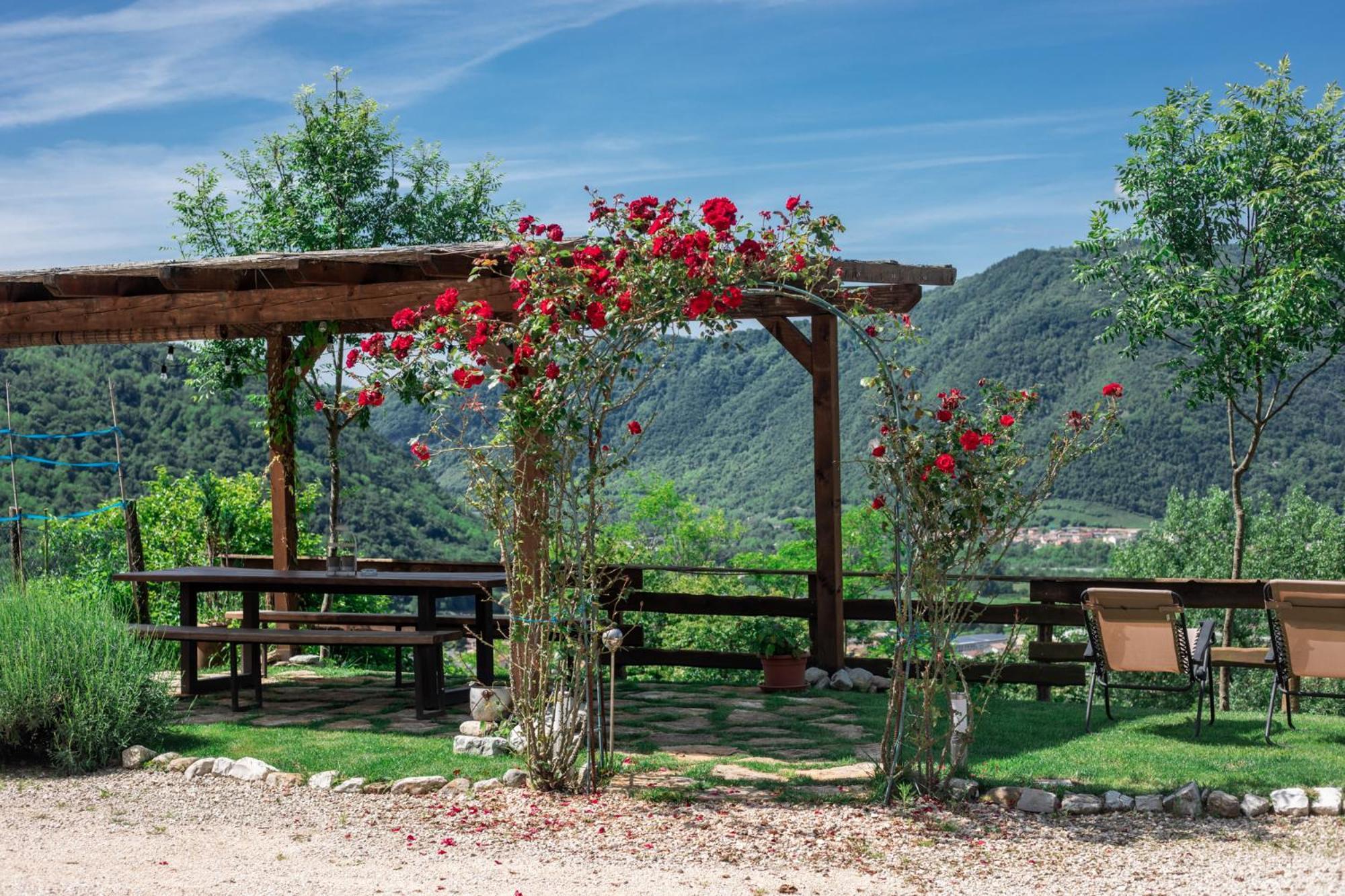 Agriturismo Riva Dei Coz Sequsino Buitenkant foto